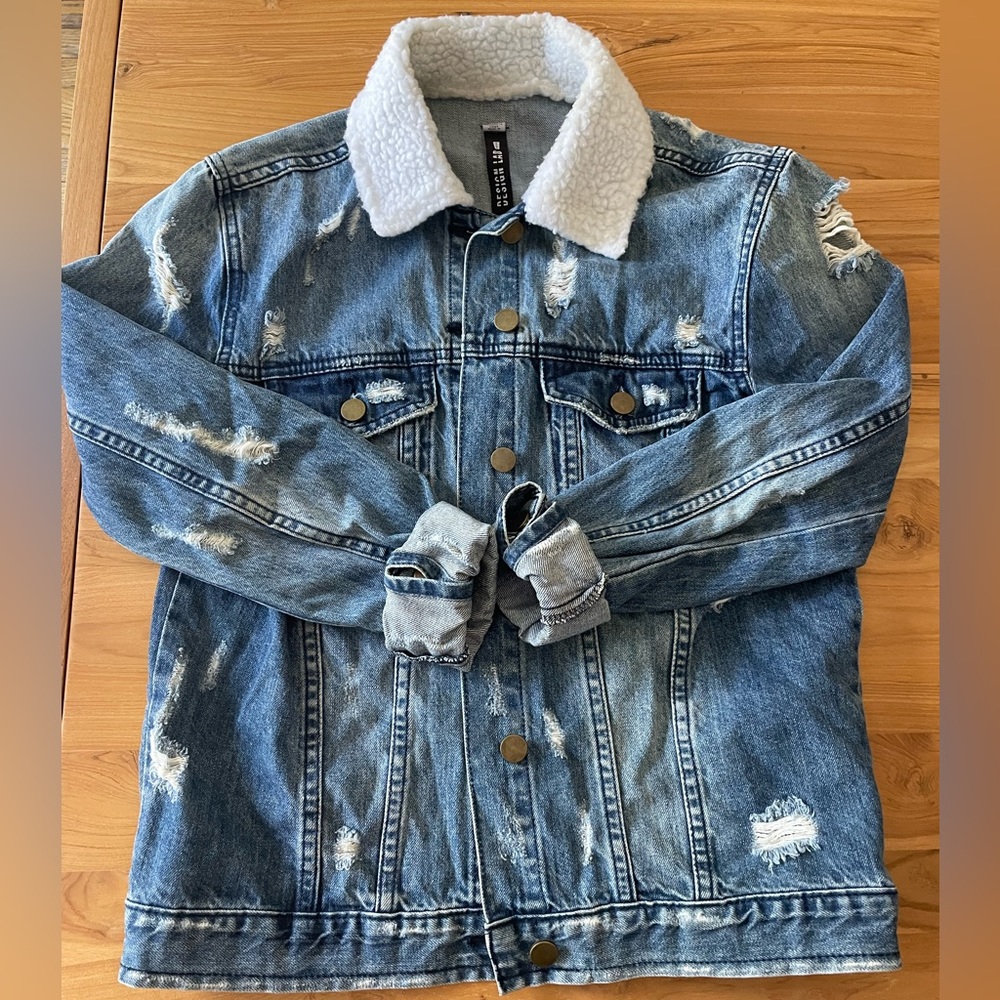 Distressed Jean Jacket w/ Faux Fur Collar